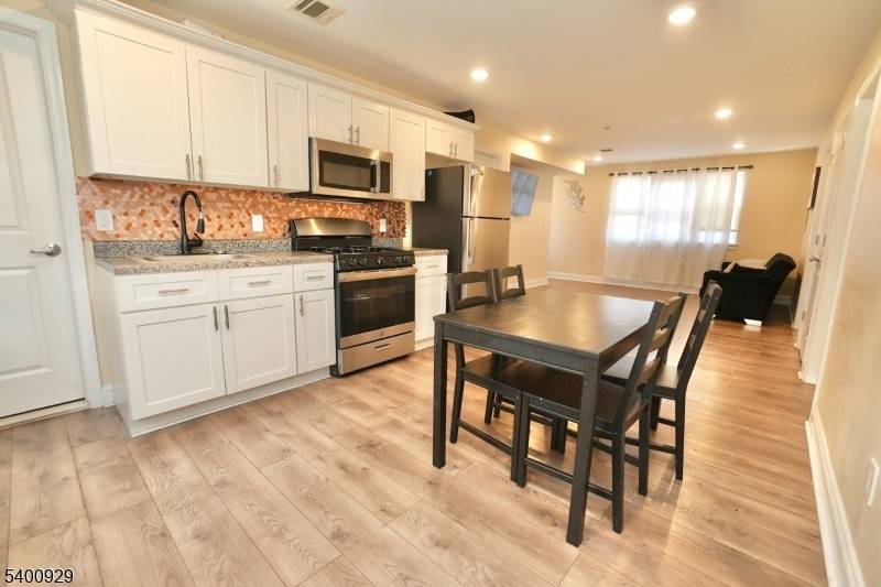 Irvington Twp., NJ 07111,487 South 20Th St