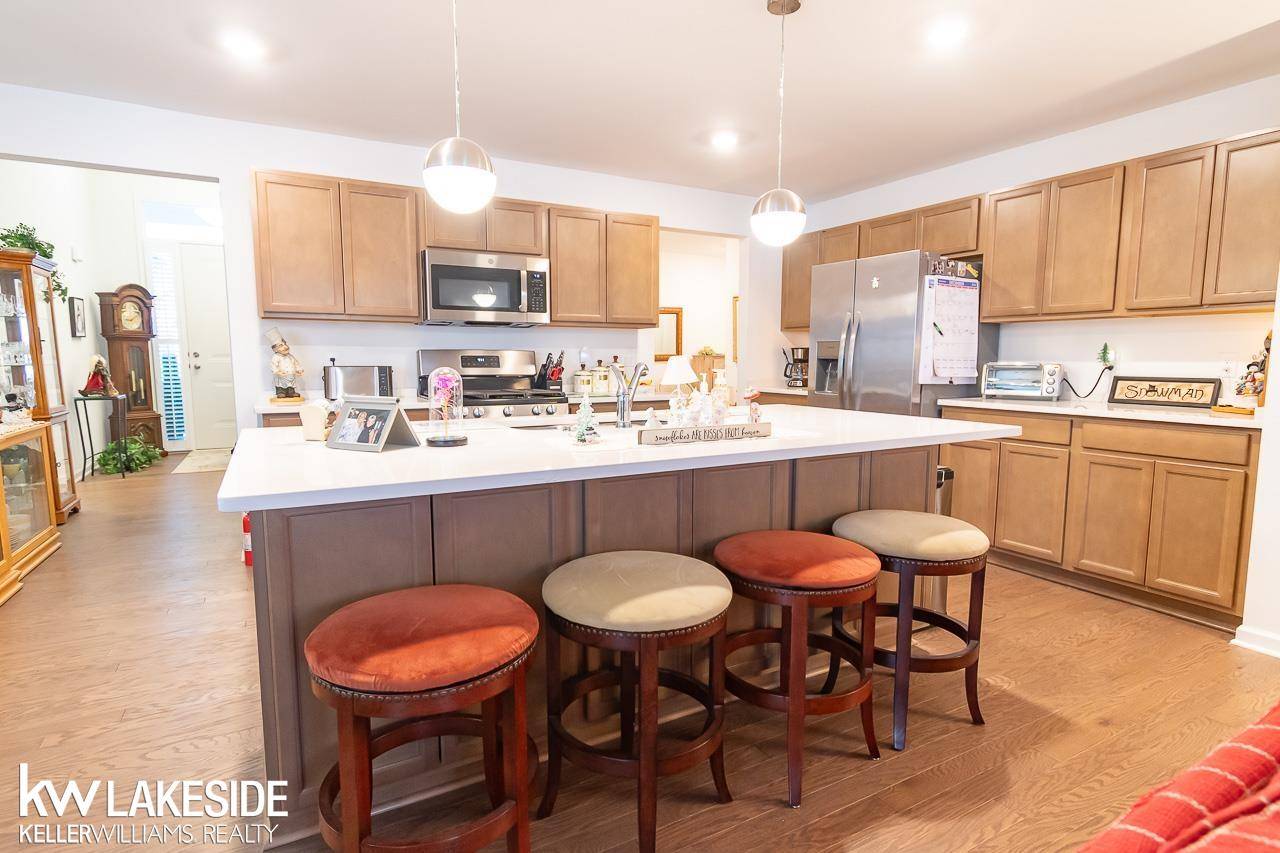 Macomb Twp, MI 48042,52649 Wellington Valley DR