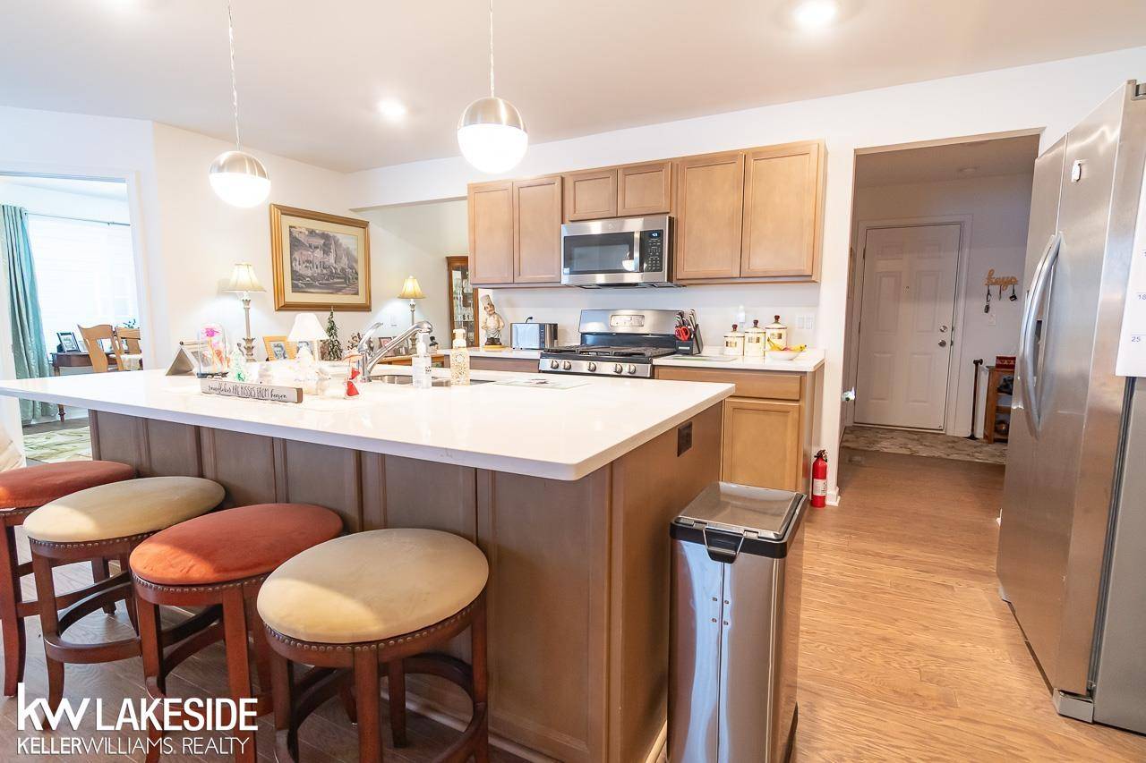 Macomb Twp, MI 48042,52649 Wellington Valley DR