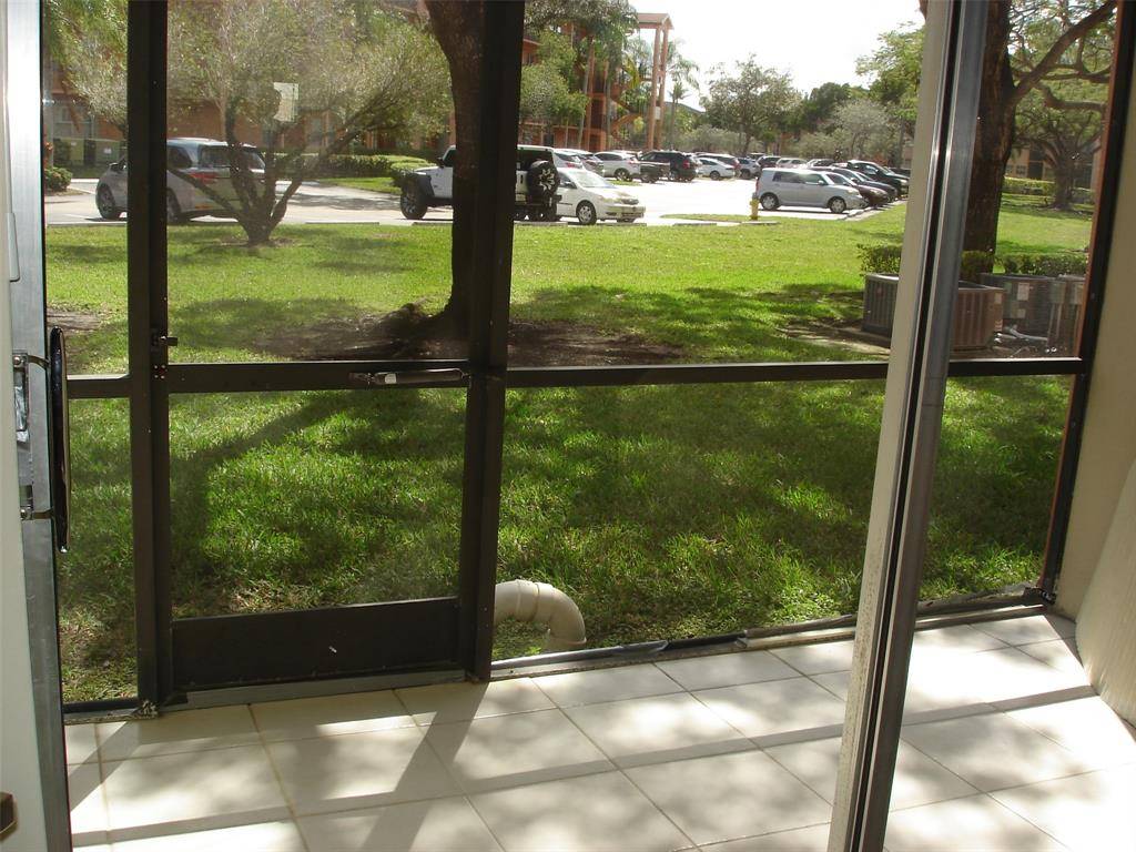 Pembroke Pines, FL 33027,571 SW 142 Ave #106