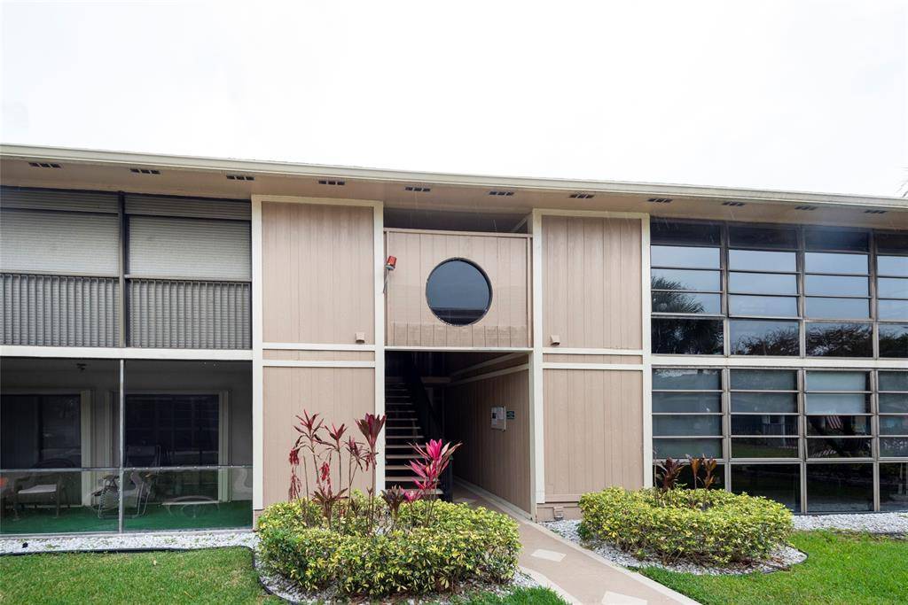 Tamarac, FL 33321,7827 Ashmont Cir #208