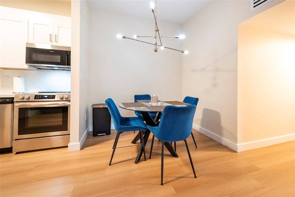 Tamarac, FL 33321,7827 Ashmont Cir #208