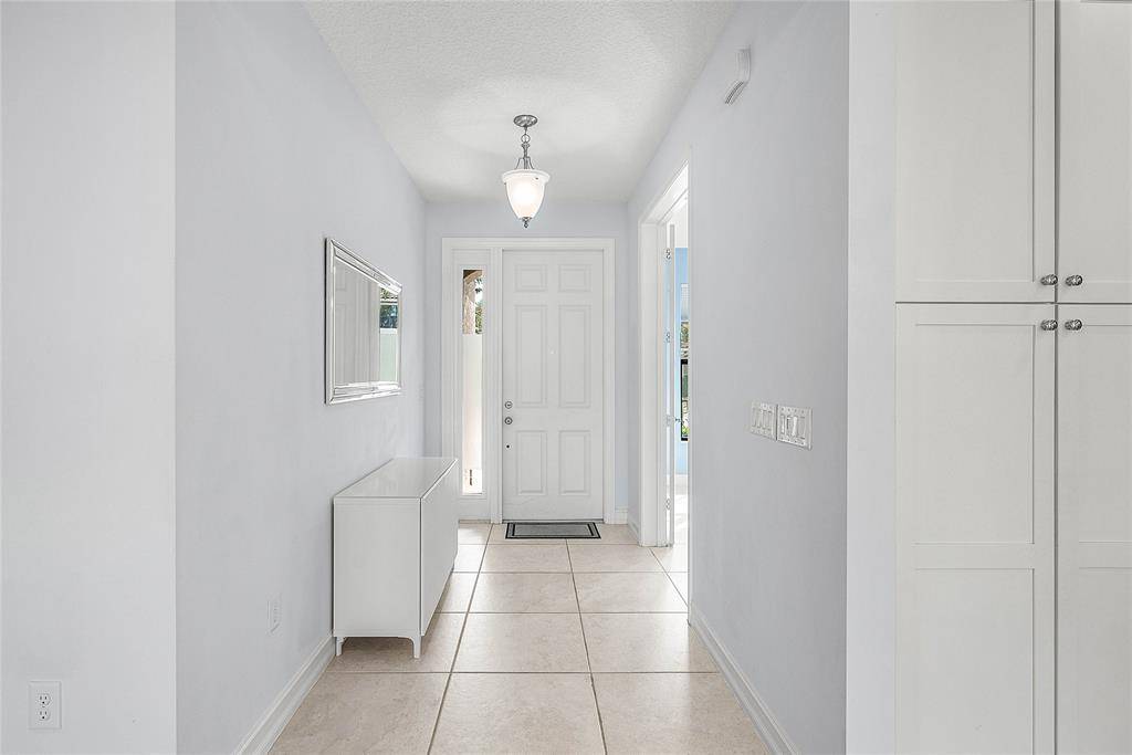 Delray Beach, FL 33446,8101 Ironstone Dr