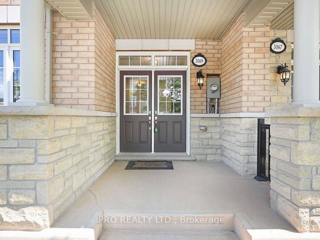 Oakville, ON L6M 0W7,3069 Preserve DR