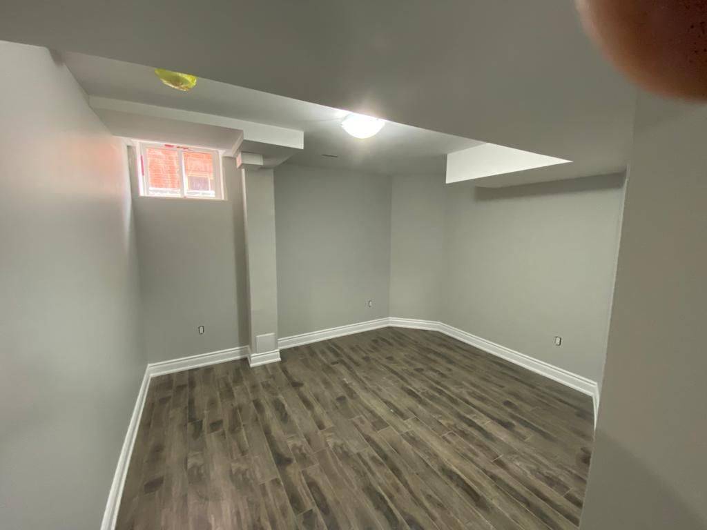 Brampton, ON L6R 1G4,90 Peace Valley CRES