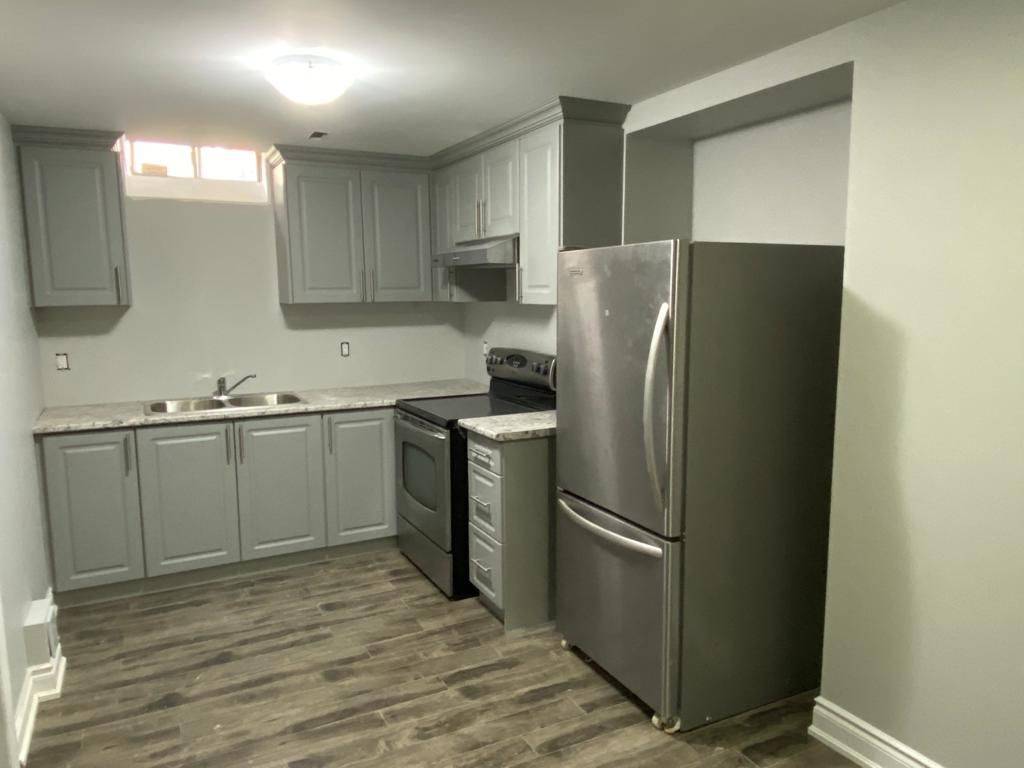 Brampton, ON L6R 1G4,90 Peace Valley CRES