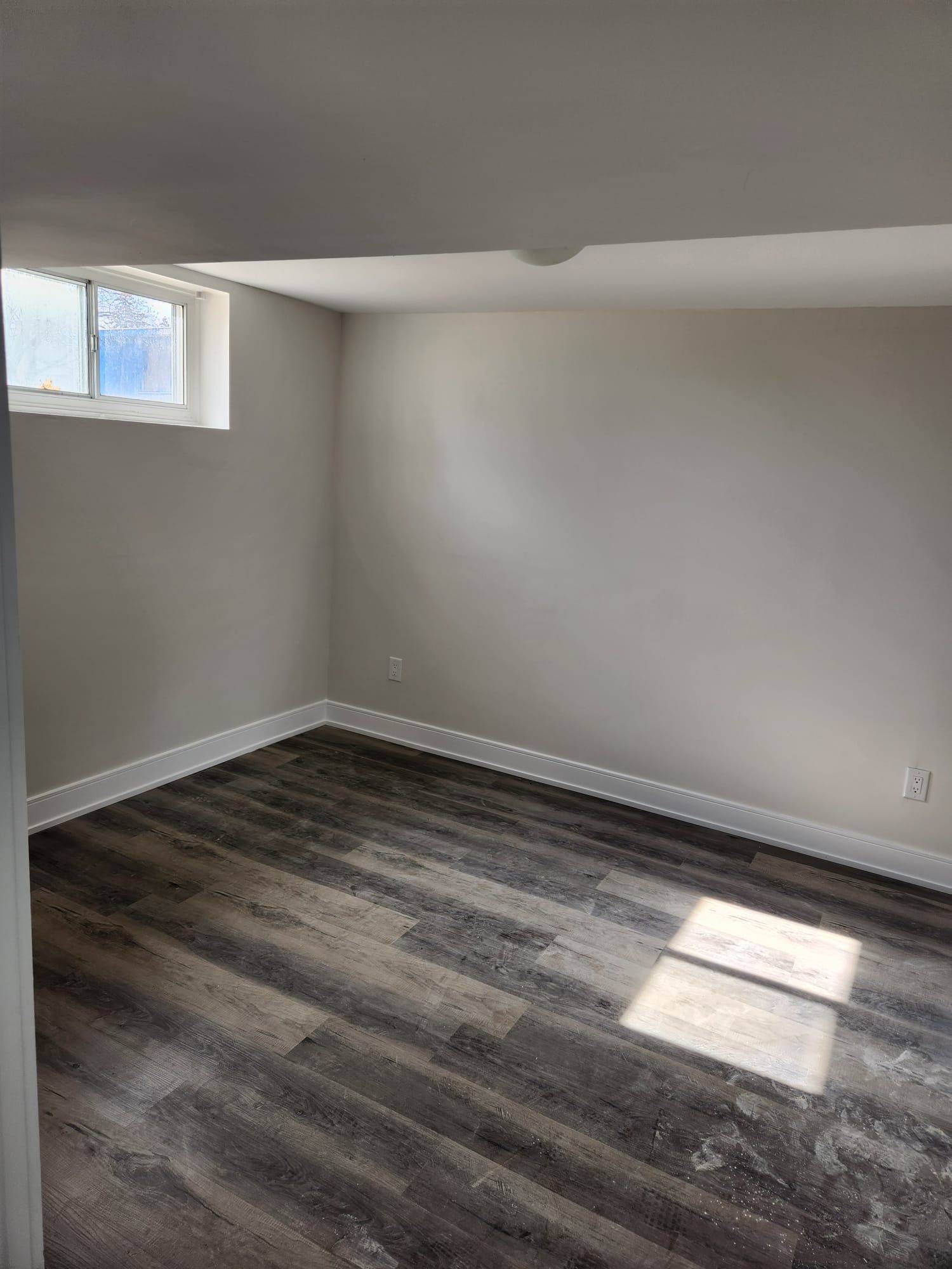 Brampton, ON L6Y 2A9,4 Stanley CT #Basement unit