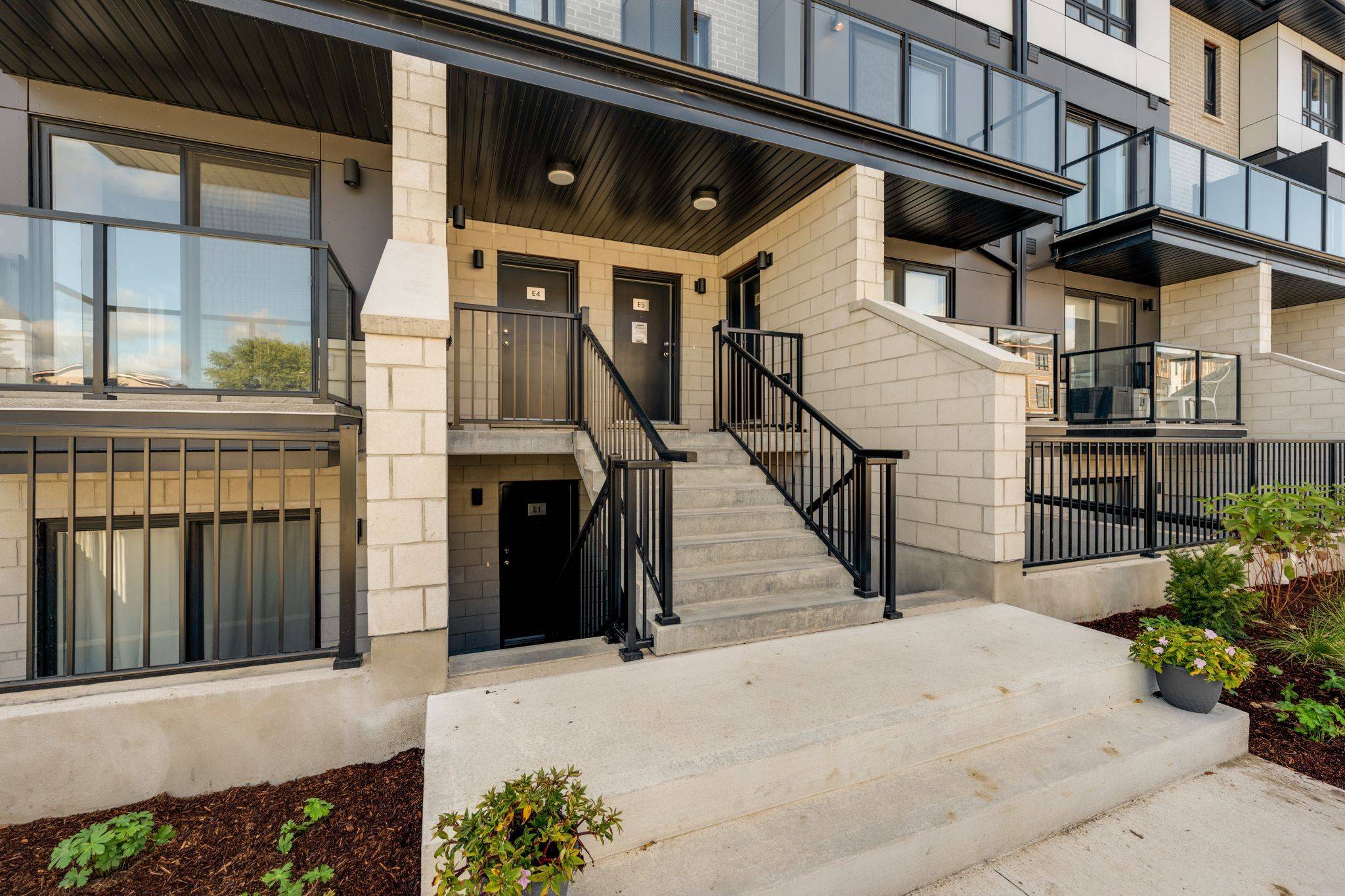 Waterloo, ON N2V 0J3,410 Northfield DR W #e5