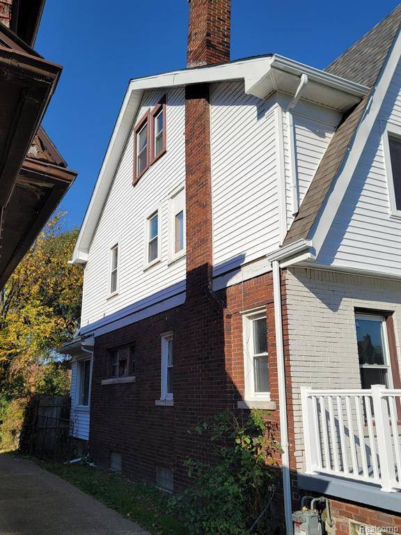 Detroit, MI 48221,16881 Lawton ST