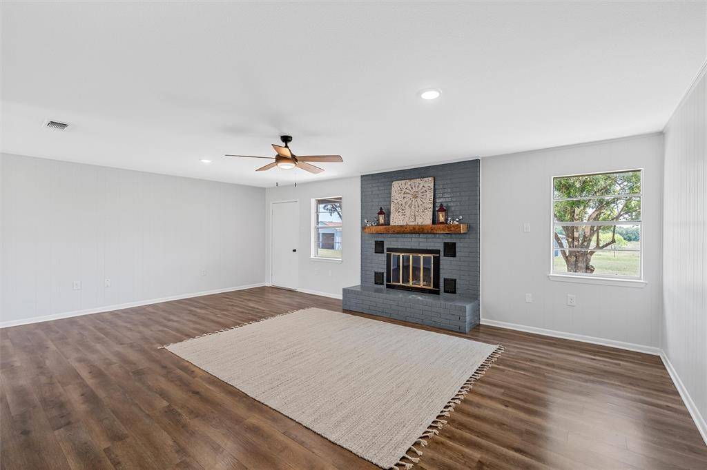 Axtell, TX 76624,2988 Old Axtell Road