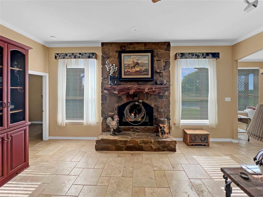 Valley View, TX 76272,590 County Road 385