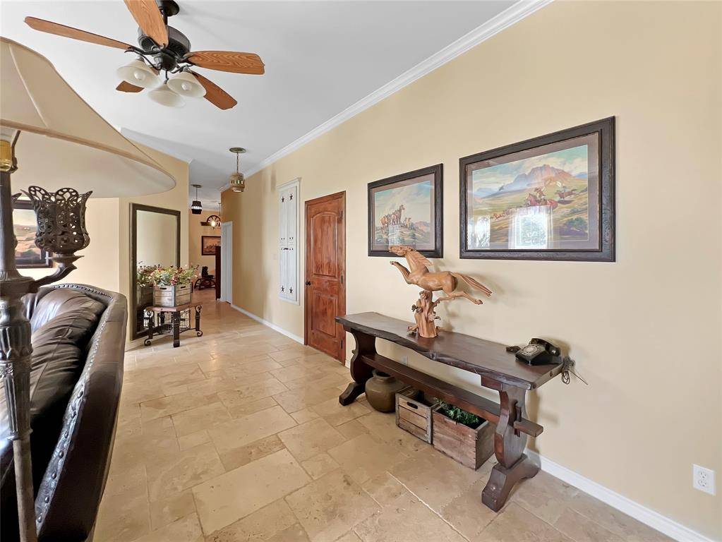 Valley View, TX 76272,590 County Road 385