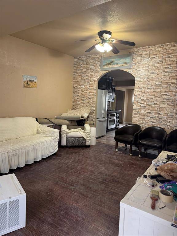 Fort Worth, TX 76105,2717 Avenue I