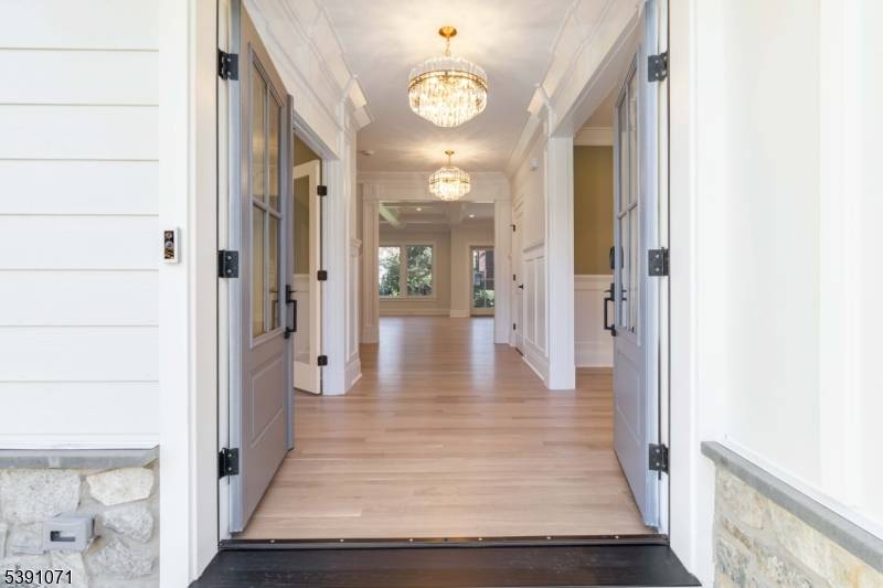 Chatham Twp., NJ 07928,2 Whitman Dr