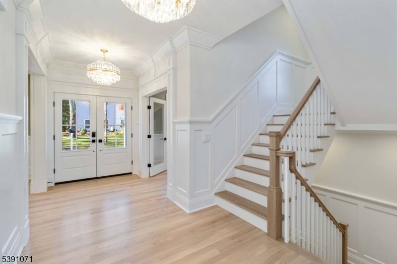 Chatham Twp., NJ 07928,2 Whitman Dr