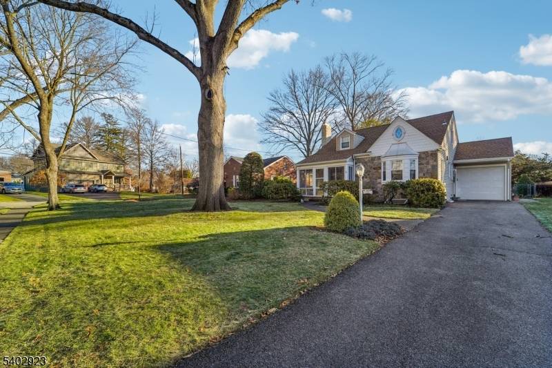 Hawthorne Boro, NJ 07506,55 Victor Pl