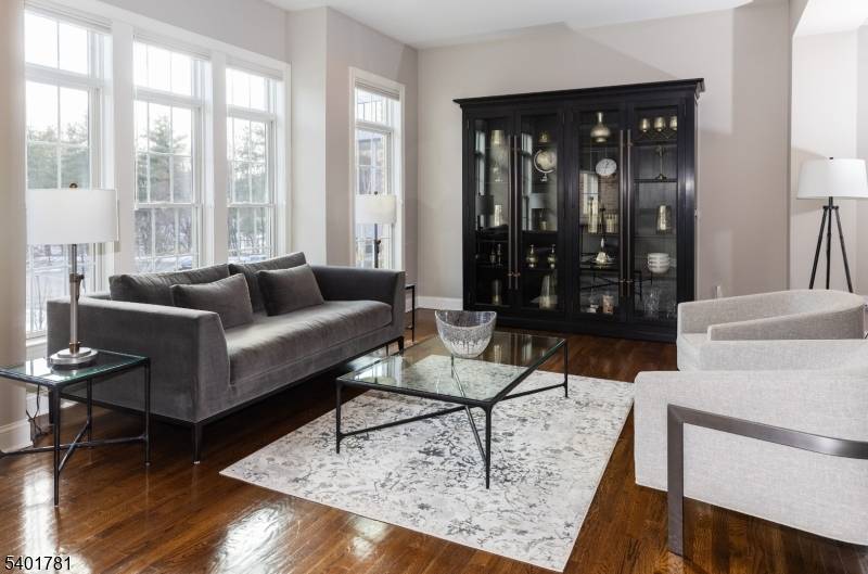 Morris Twp., NJ 07960,6 Howland Ter