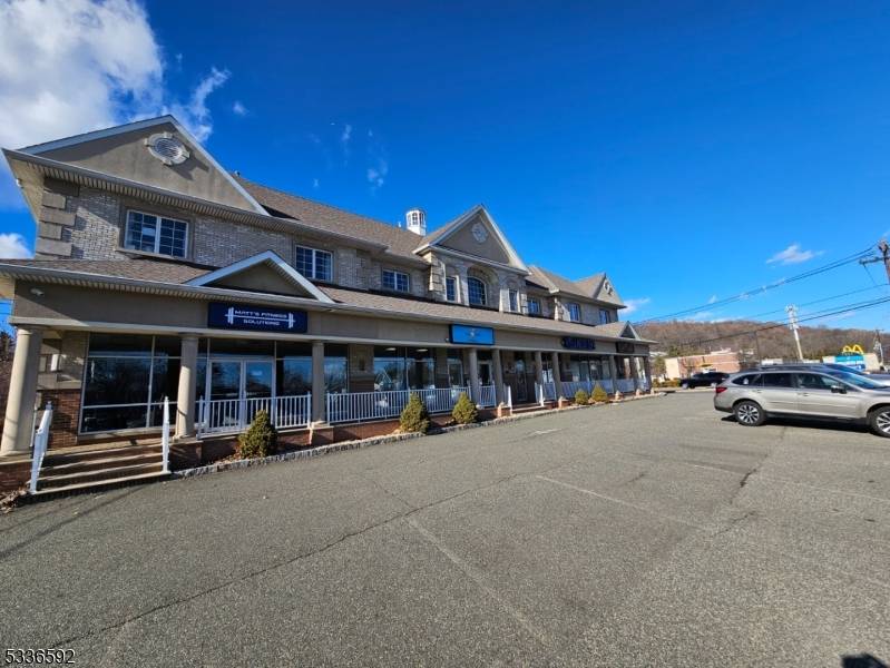 Scotch Plains Twp., NJ 07076,1943 Us Highway 22