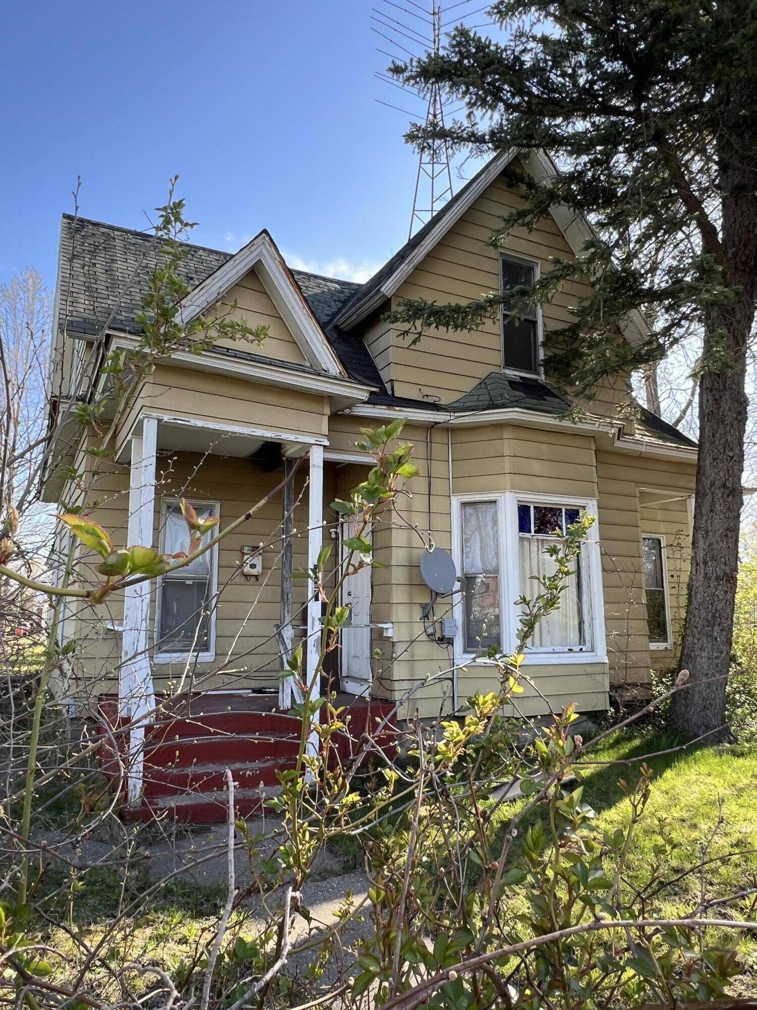 Benton Harbor, MI 49022,309 High ST