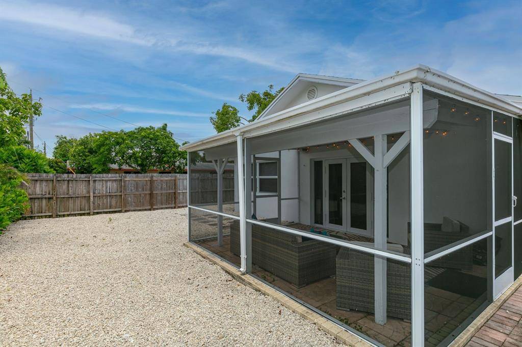 Pompano Beach, FL 33060,825 NE 10th Avenue