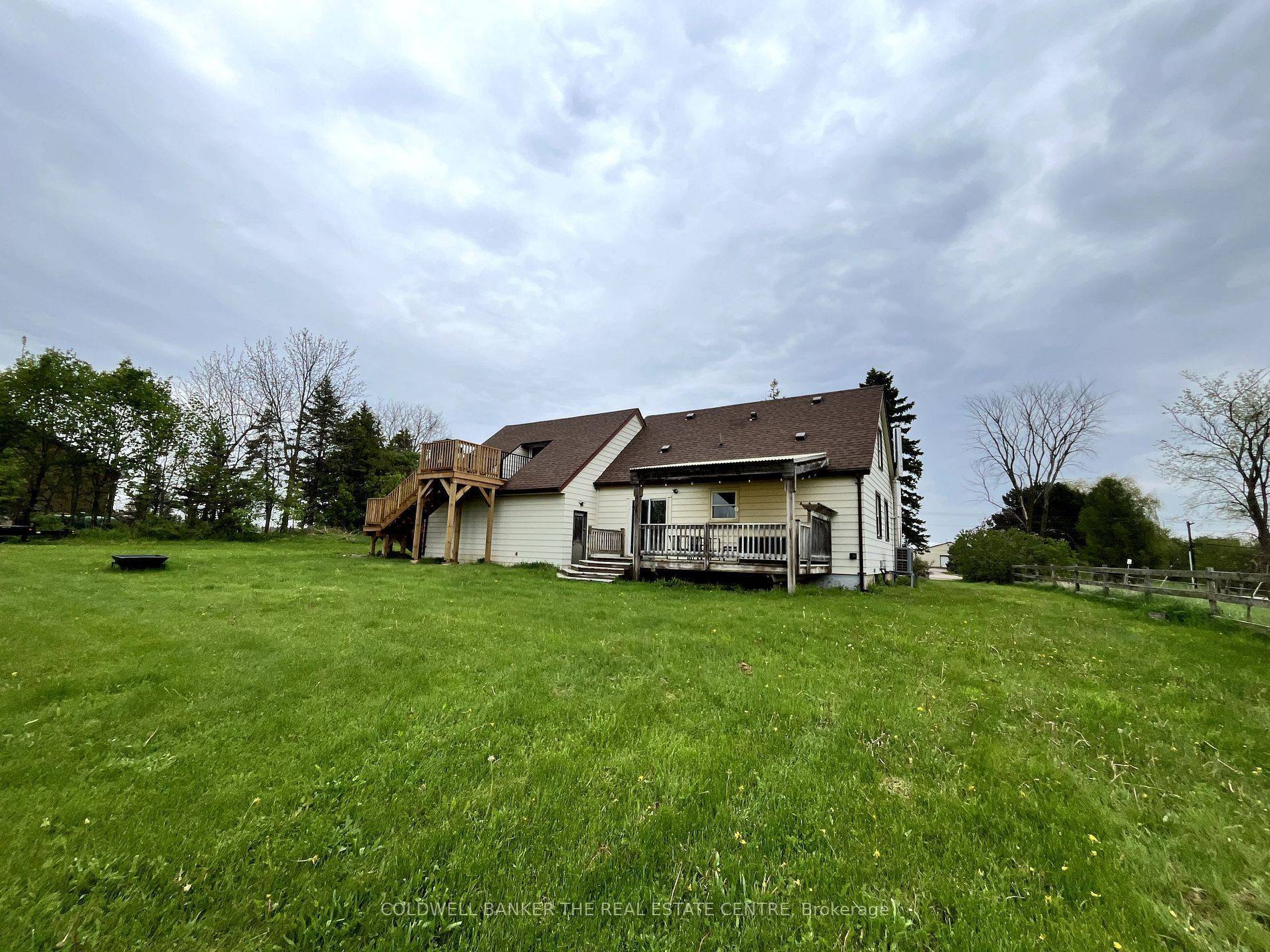 Essa, ON L0L 2N2,7122 County 27 RD