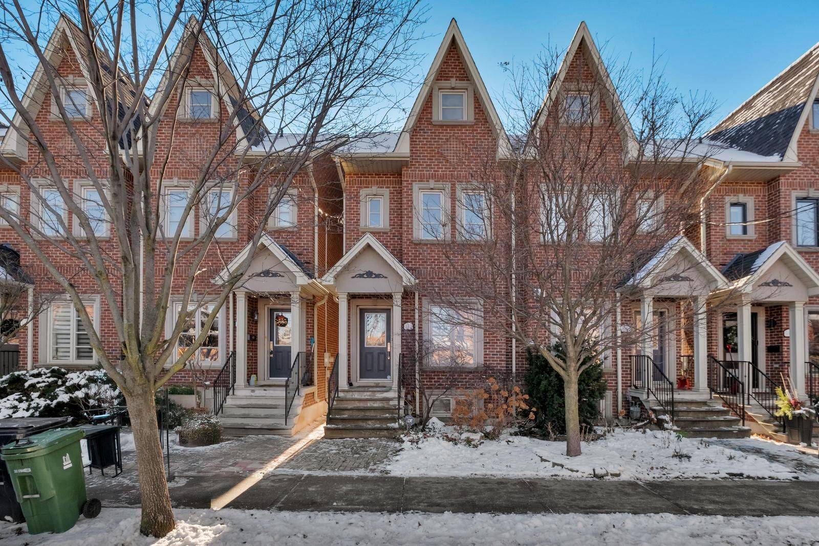 Toronto W02, ON M6H 2E3,147 Brandon AVE