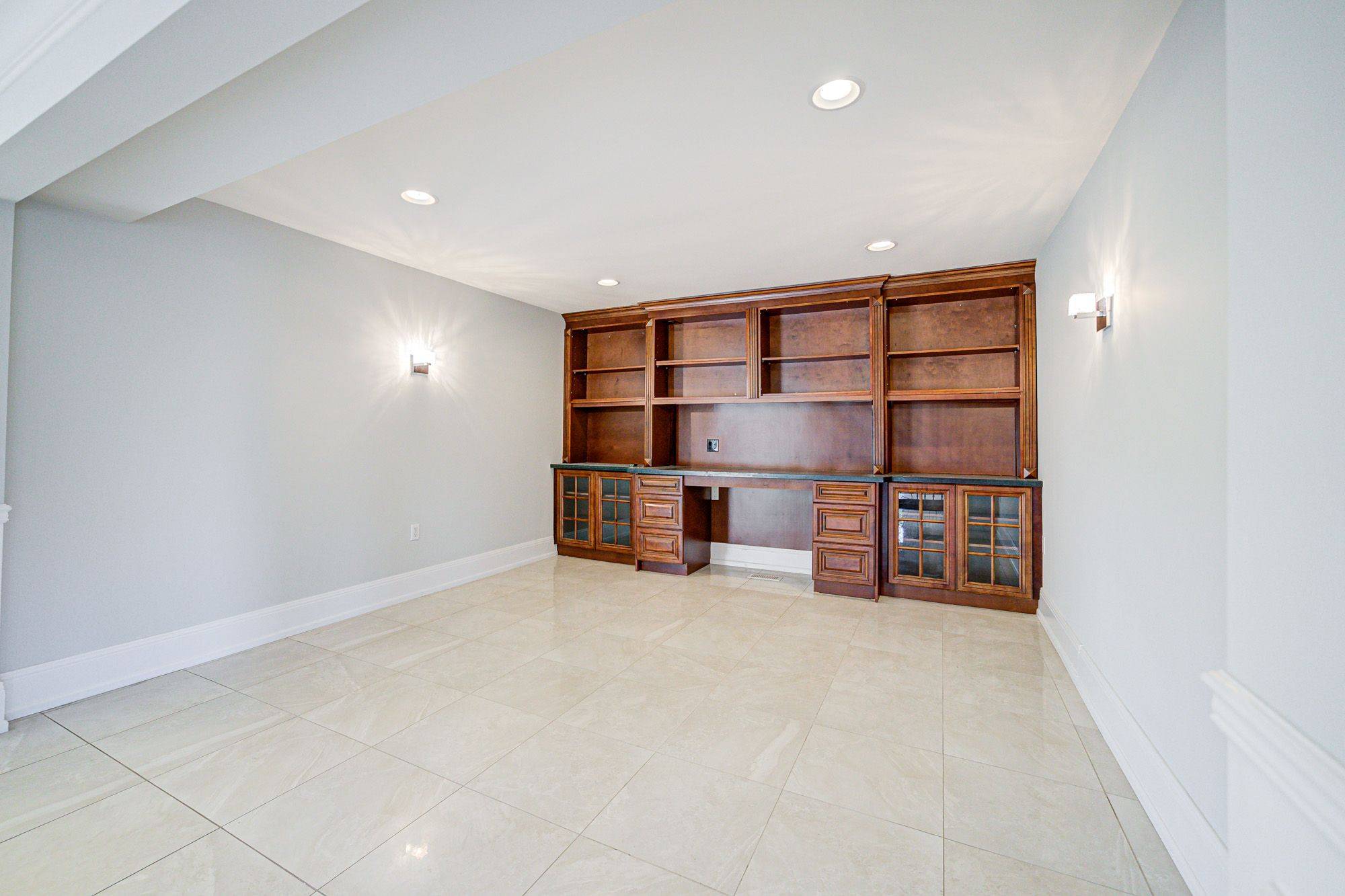 Brampton, ON L6P 0E2,44 Bellini AVE