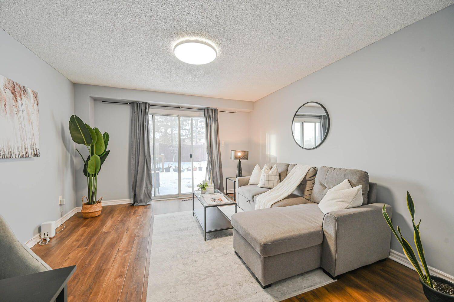 Brampton, ON L6R 1B4,73 Chipmunk CRES