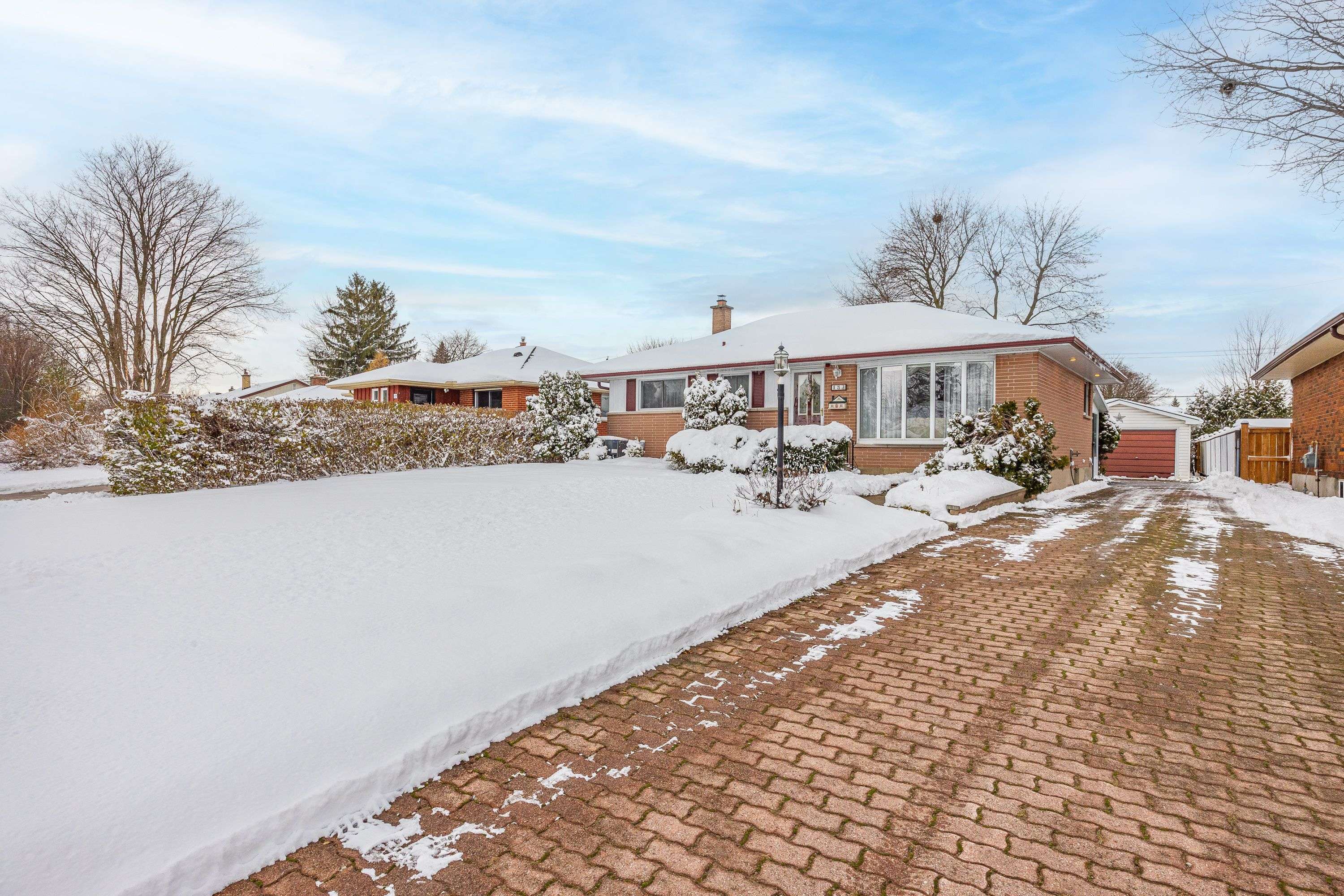 London East, ON N5V 2G8,153 Mark ST