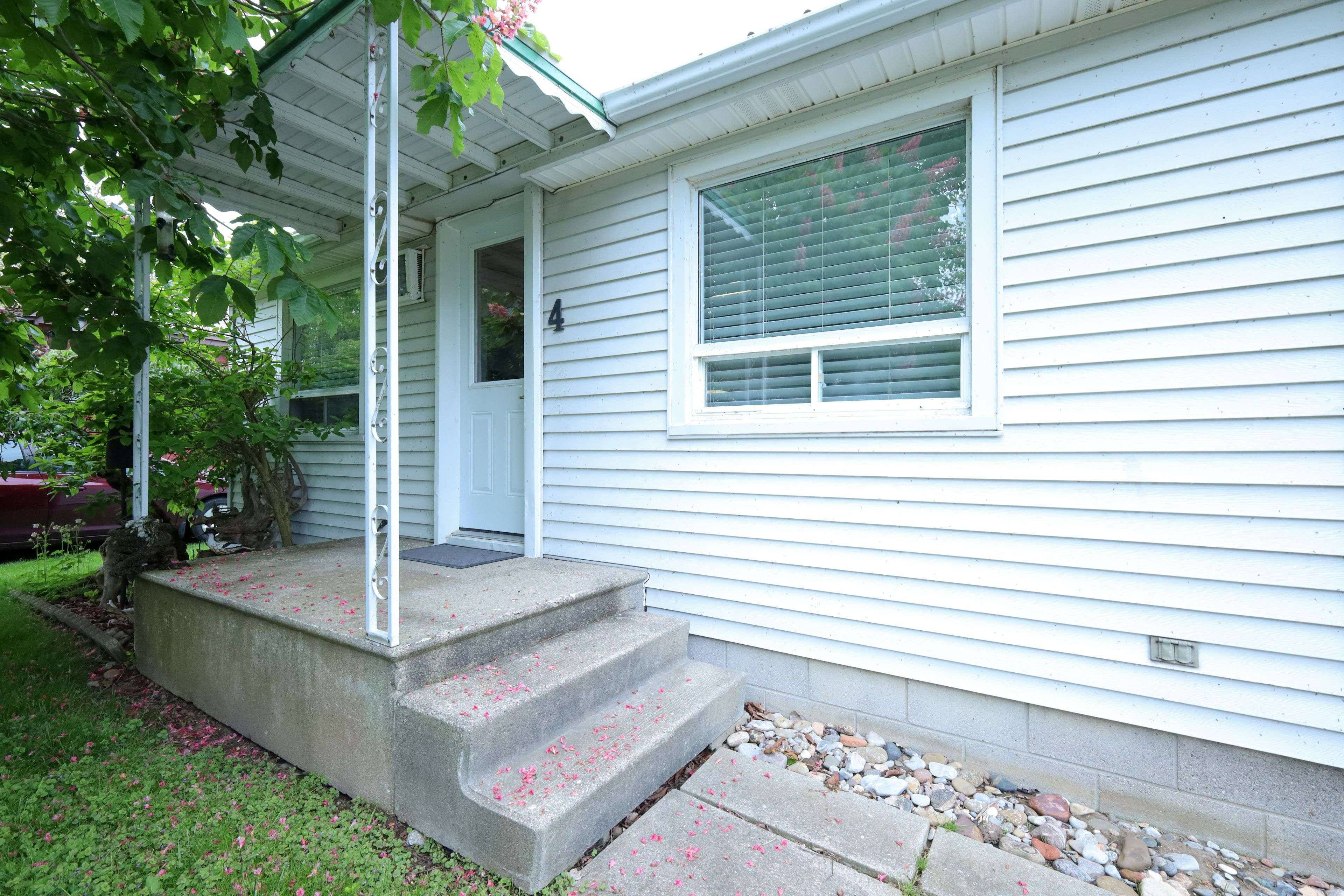 Norfolk, ON N0E 1M0,4 Palin ST