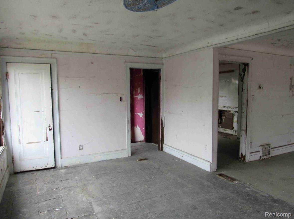 Detroit, MI 48205,14069 Glenwood ST