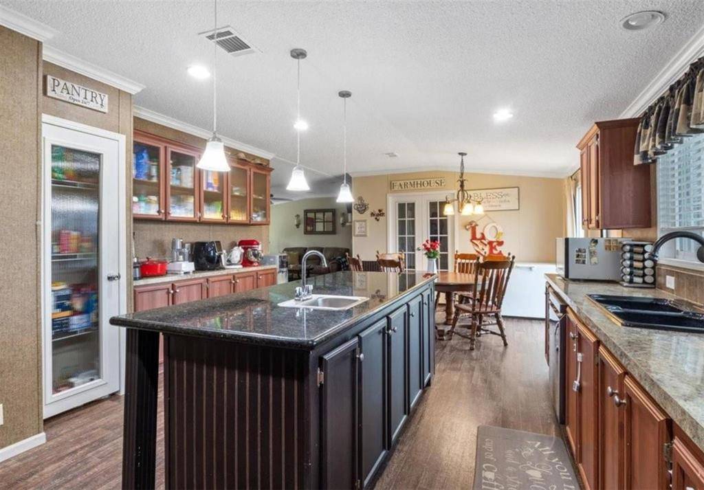 Celeste, TX 75423,7141 County Road 1050