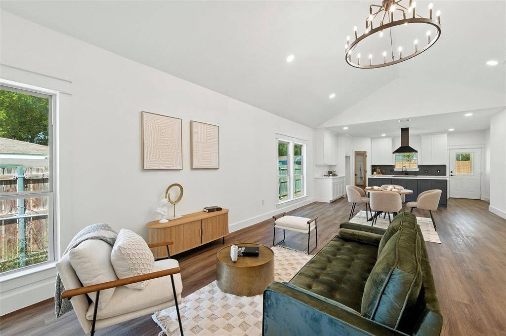 Sansom Park, TX 76114,5212 Crowley Street