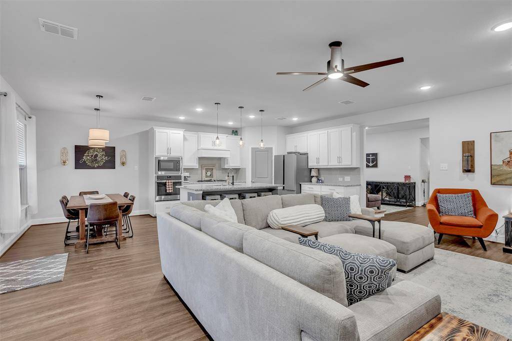 Forney, TX 75126,912 Pear Avenue