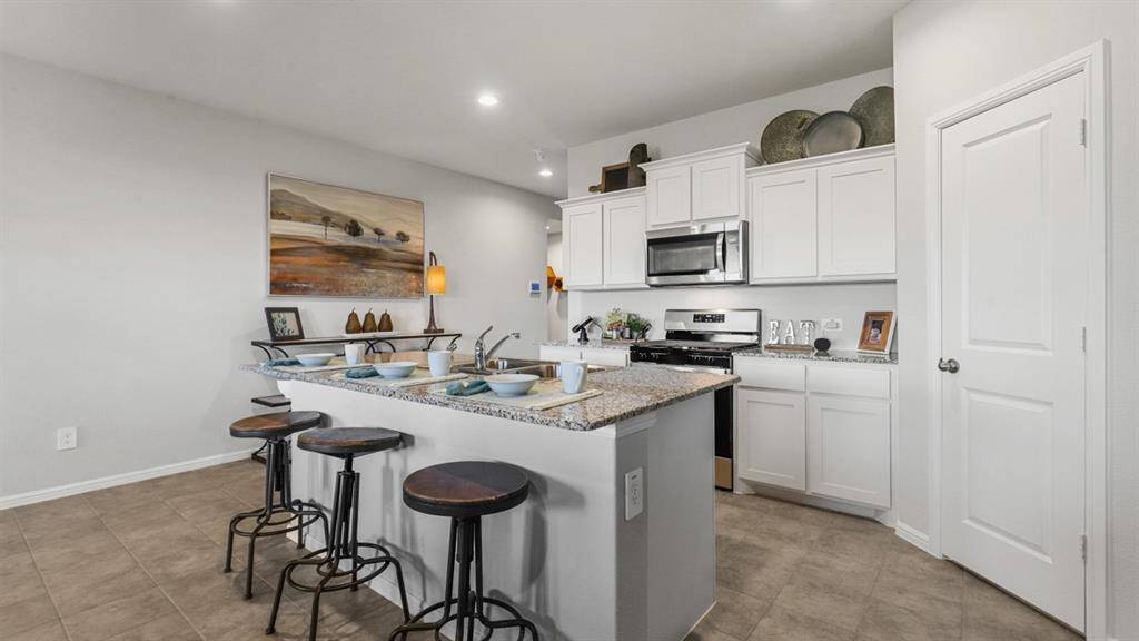 Azle, TX 76020,406 BLANCO Drive