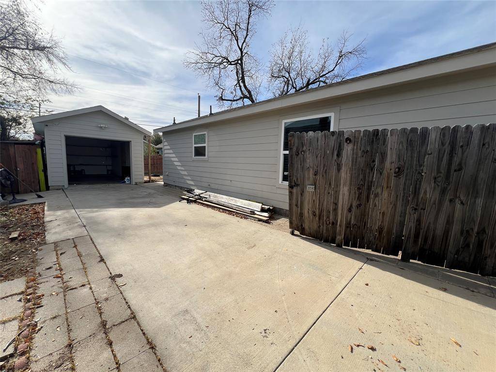 Fort Worth, TX 76104,914 Irma Street