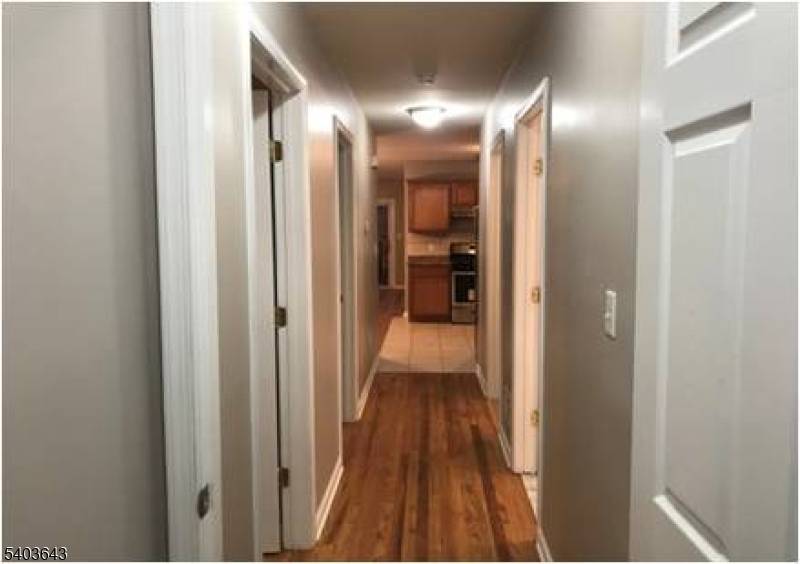 Elizabeth City, NJ 07206,523 Marshall St #2