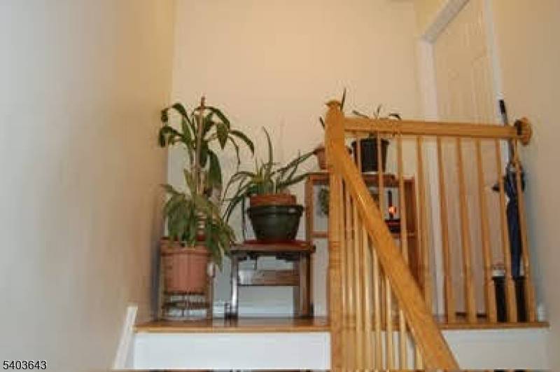 Elizabeth City, NJ 07206,523 Marshall St #2