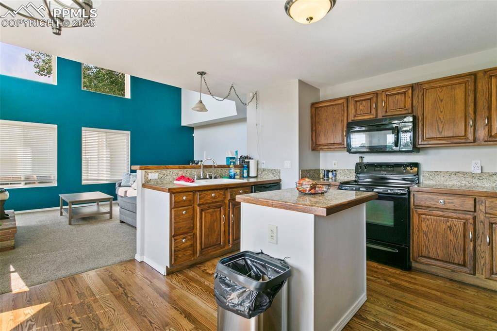 Colorado Springs, CO 80920,5305 Plumstead DR