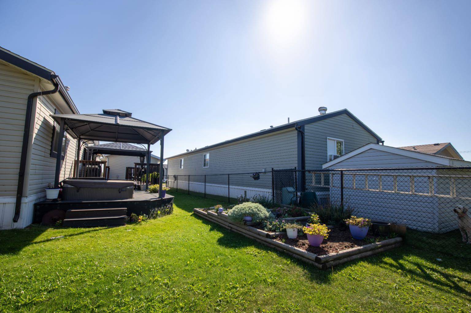 Grande Prairie, AB T8X 1P5,10615 88 ST #313