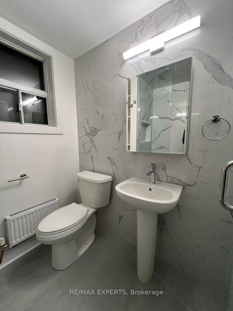 Toronto C03, ON M6C 2S1,101 Kenwood AVE #2