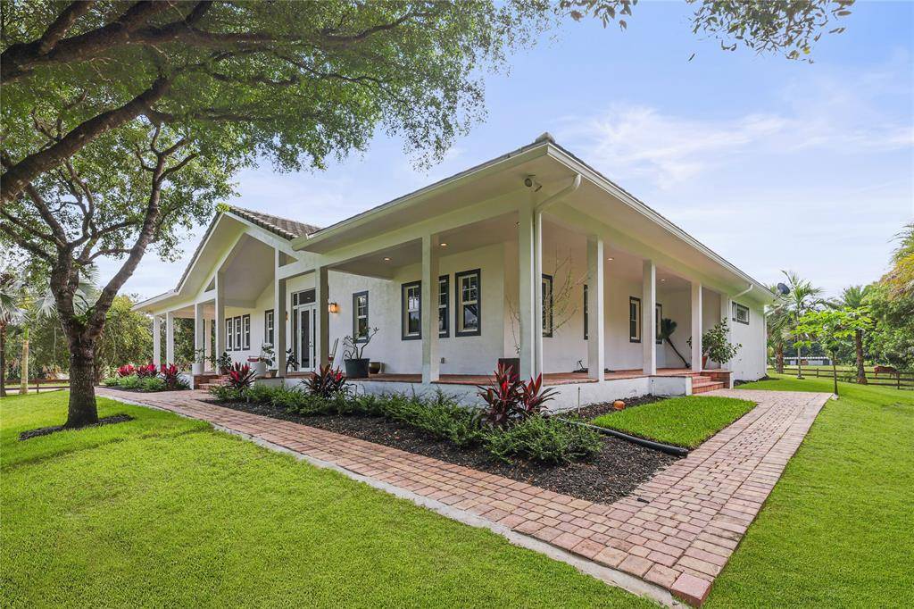 Southwest Ranches, FL 33330,6601 Appaloosa Trl