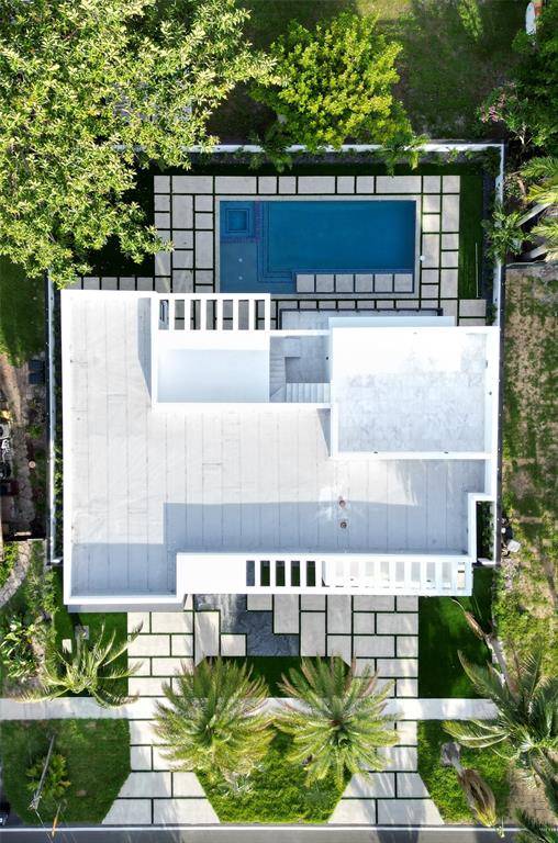 Lighthouse Point, FL 33064,5001 NE 27th Ave