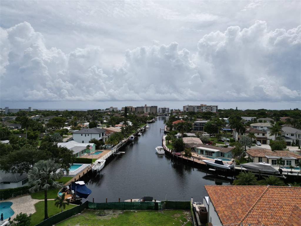 Lighthouse Point, FL 33064,5001 NE 27th Ave