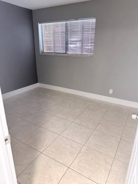 Deerfield Beach, FL 1,212 NW 46th Ct #212