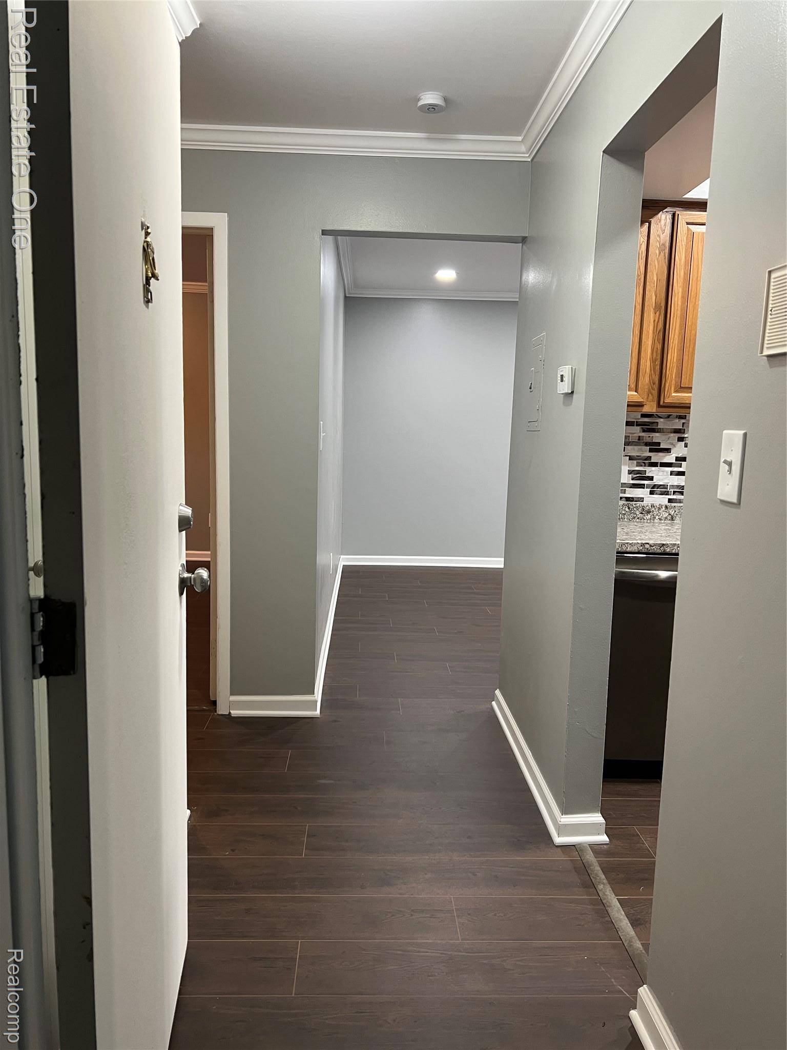 Bloomfield Hills, MI 48304,754 E Fox Hills DR