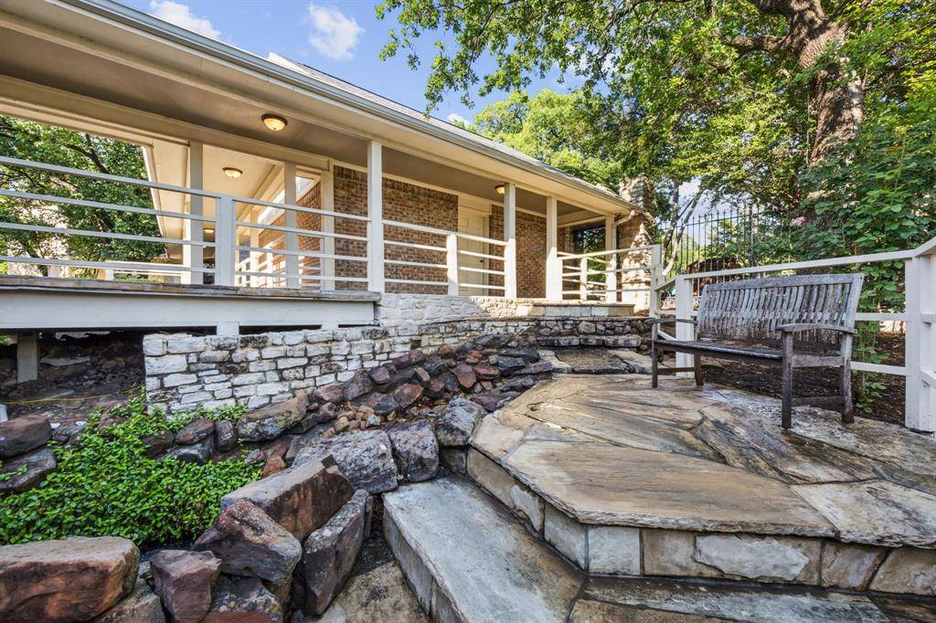 Trophy Club, TX 76262,403 Hilltop