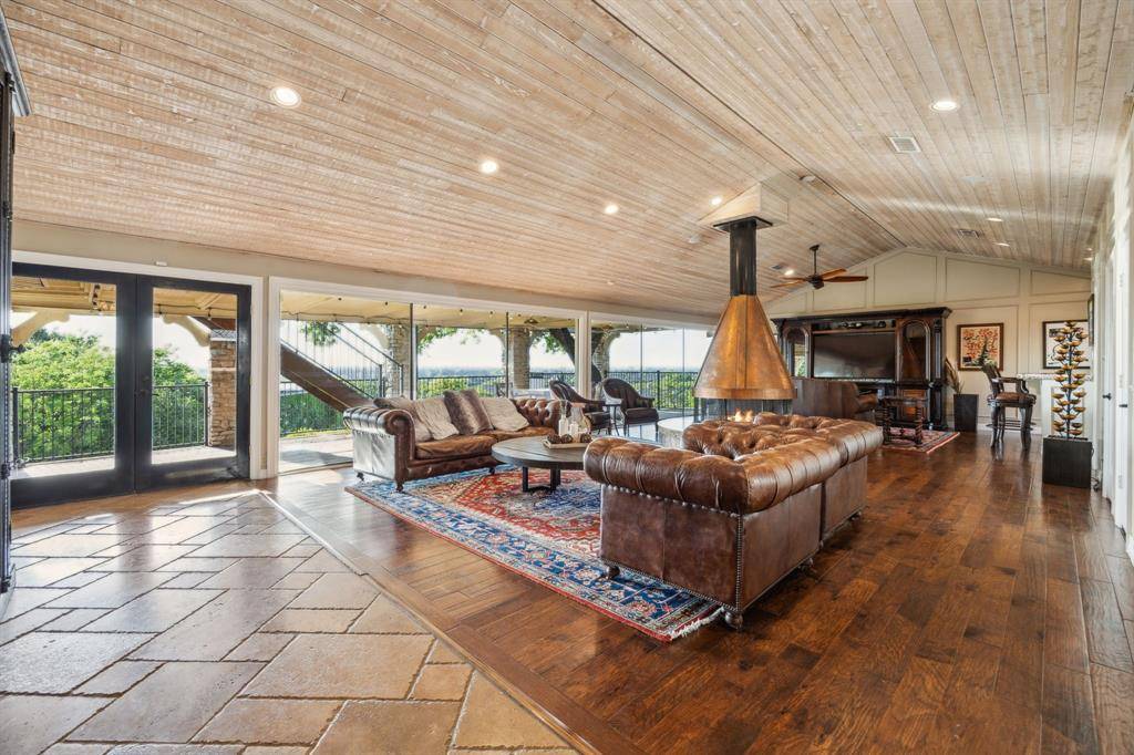 Trophy Club, TX 76262,403 Hilltop