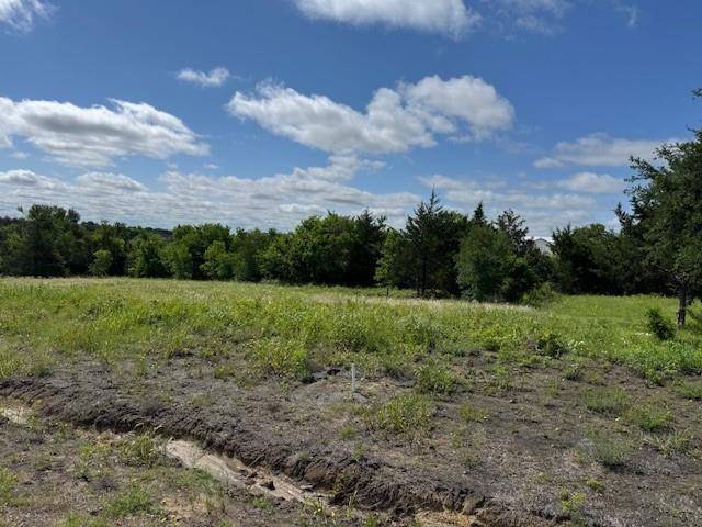 Van Alstyne, TX 75495,226 Cooper Lane