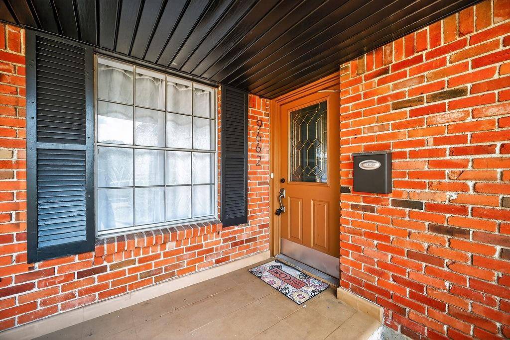 Dallas, TX 75238,9662 Ferndale Road